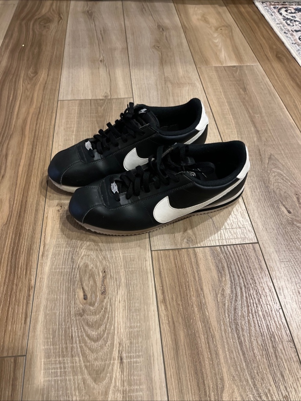 Nike Cortez '72 Men US size 12 Black White Leather Classic 819719-012